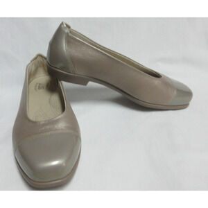 SAS Coco Ballet Flats Loafers Shoes Womens Size 8.5 WW Champagne Patent Comfort